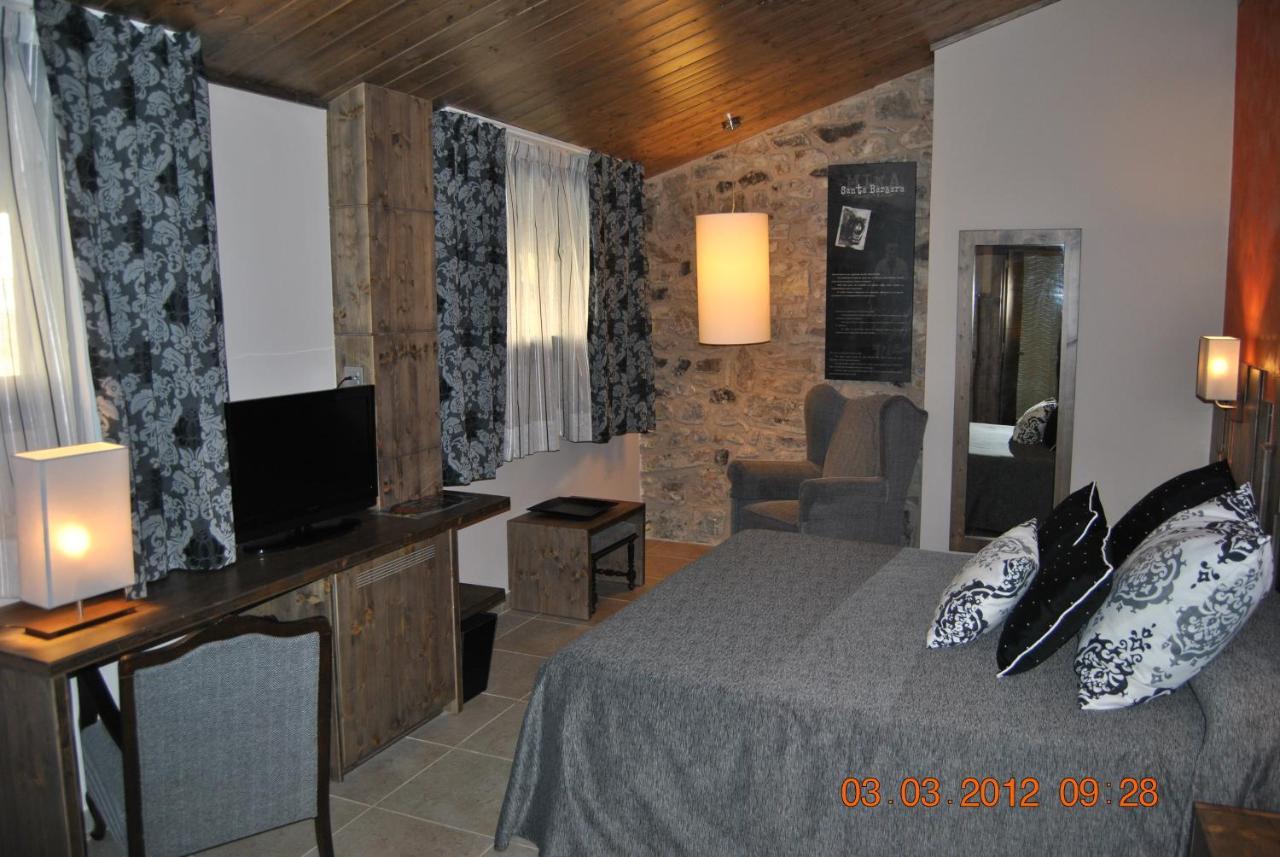 Hotel Santa Barbara Sant Corneli Exterior foto